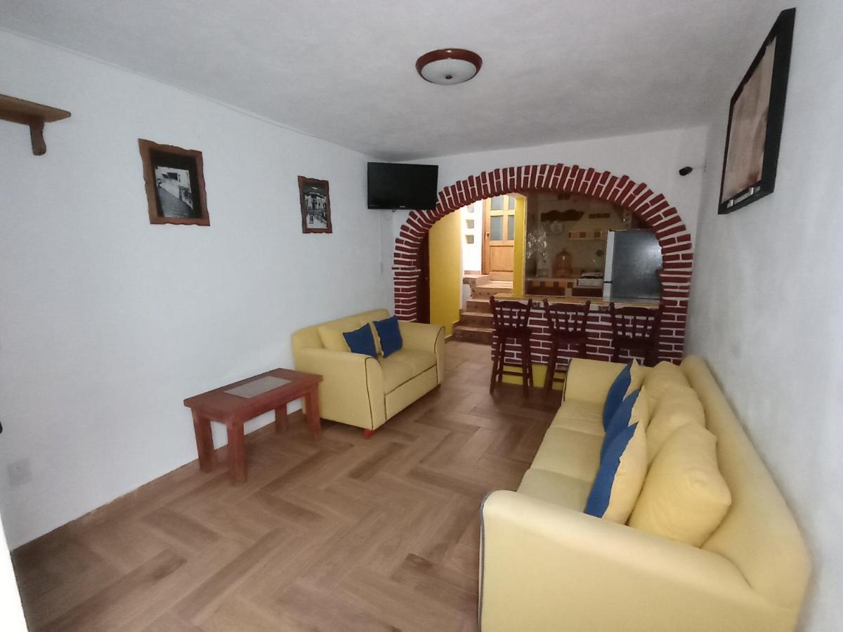 Pensión Casa Angeles De Paxtitlan *